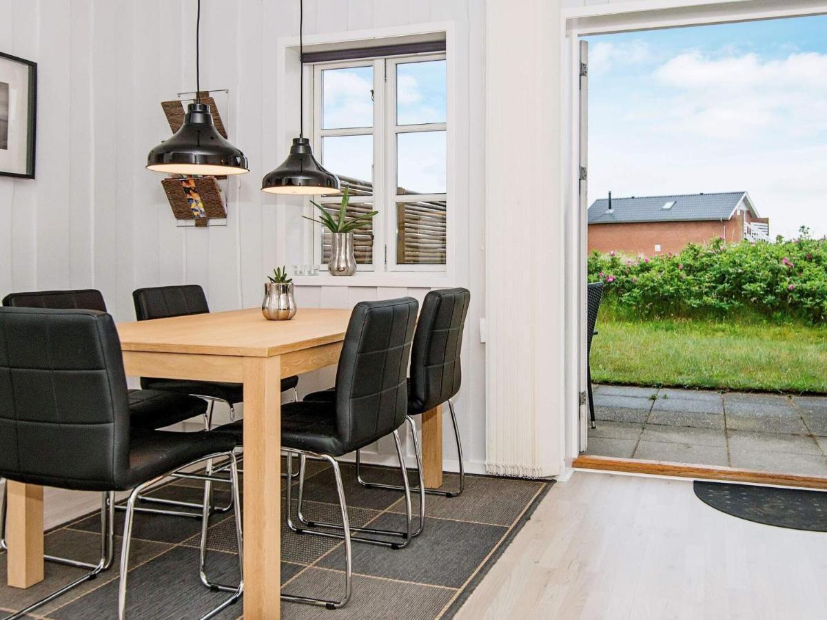 4 Person Holiday Home In R M Rømø Kirkeby Exterior foto